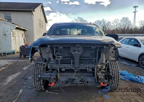 2021 Nissan Titan Sv z USA, uszkodzony, nr VIN 1N6AA1ED2MN500587